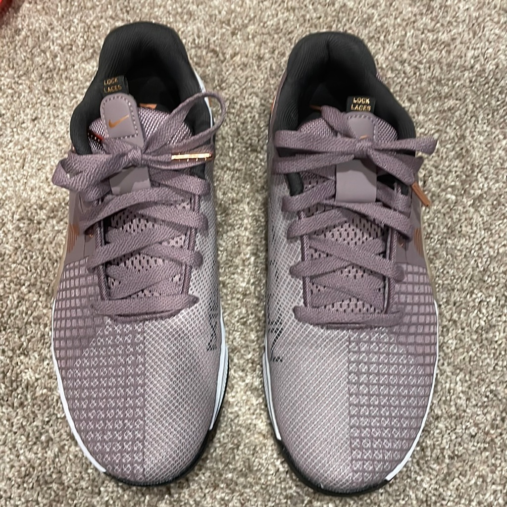Nike React. Size 9